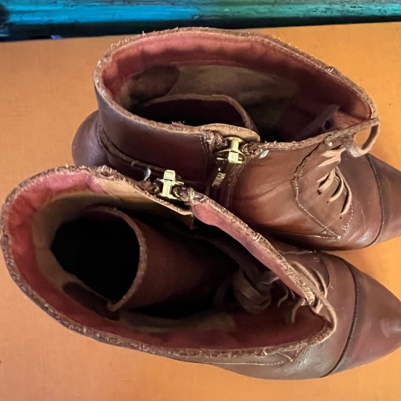 Pikolinos Brown Leather Ankle Boots - Picture 13 of 14